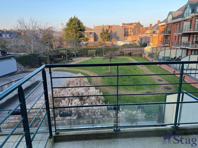 Bel appartement 2 chambres, terrasse et parking