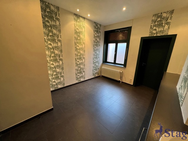 Espace commercial/bureau idéalement situé