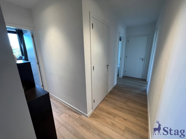 Penthouse 2 chambres avec terrasses, parking et cave