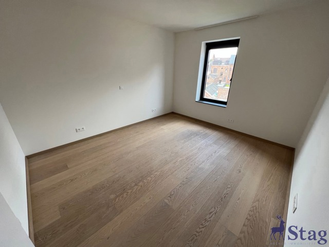 Magnifique appartement 2 chambres, terrasse, parking et cave