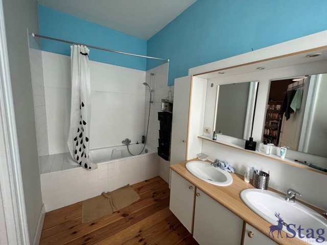 Maison avec logements idéalement située