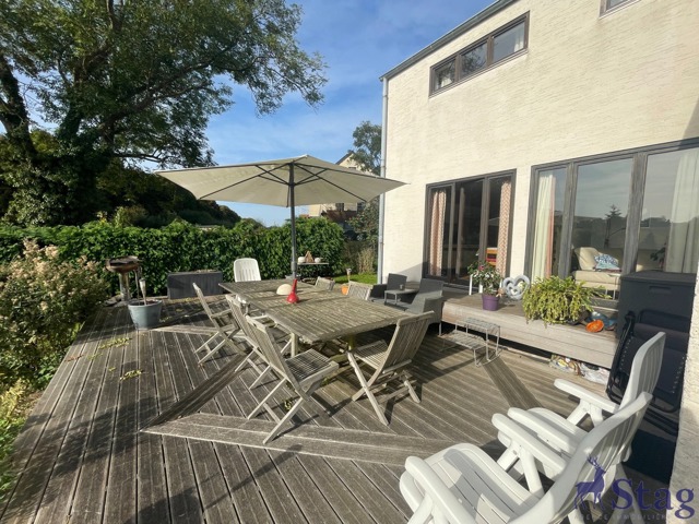 Charmante maison 4 façades de 195 m²