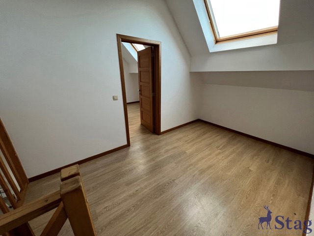 Duplex 3 chambres avec garage et cave