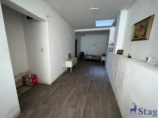 Immeuble mixte à grand potentiel - 2 logements et 1 commerce