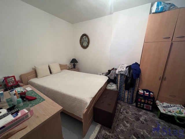 Immeuble mixte à grand potentiel - 2 logements et 1 commerce