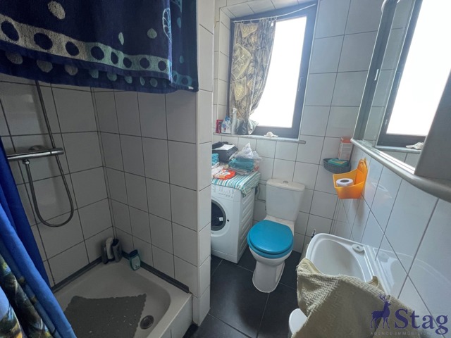 Immeuble mixte à grand potentiel - 2 logements et 1 commerce