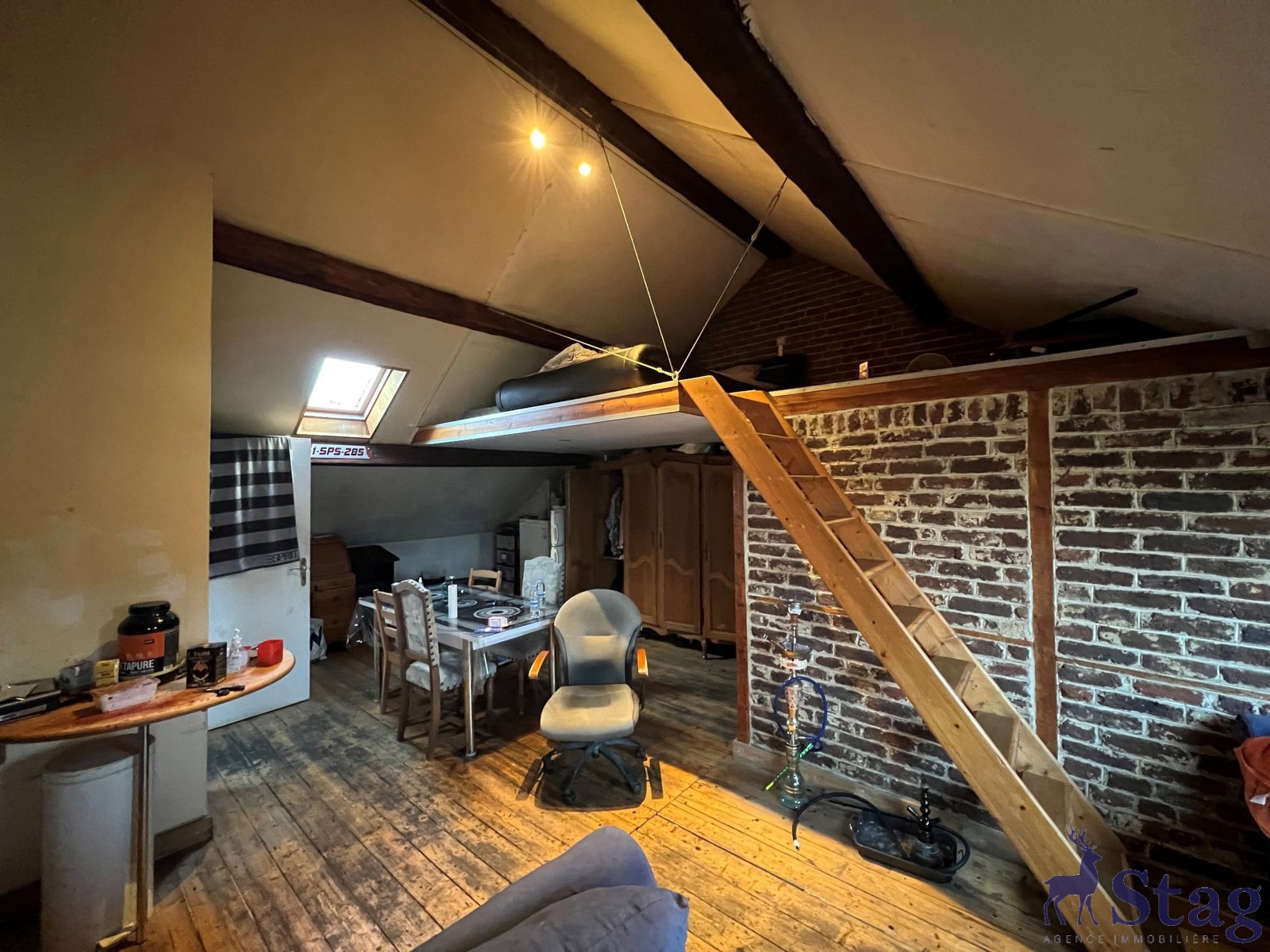 Maison 5 chambres, jardin et caves idéalement située