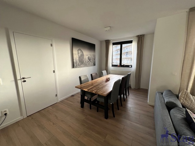 Appartement 3 chambres avec terrasse, parking et cave
