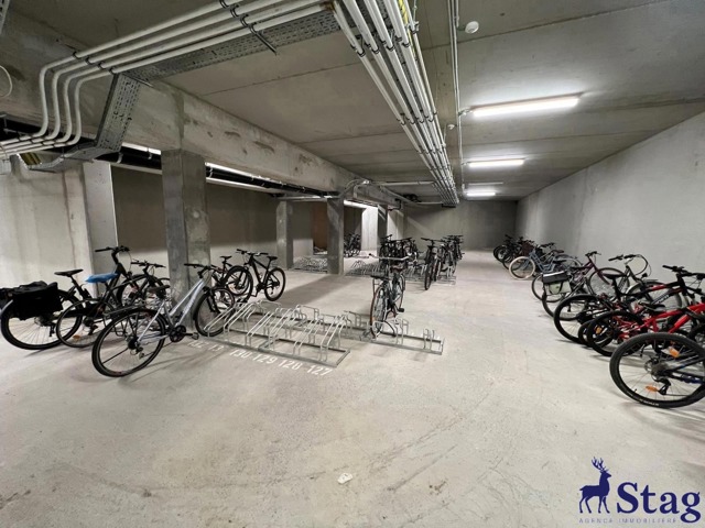 Splendide appartement 2 chambres, terrasse, parking et cave