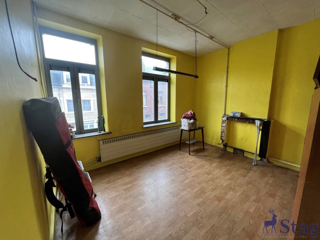 Maison de commerce de 300m² à rénover