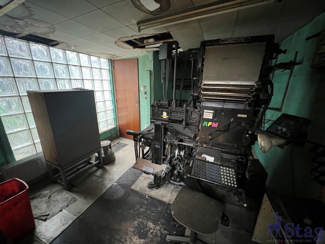 Maison de commerce de 300m² à rénover