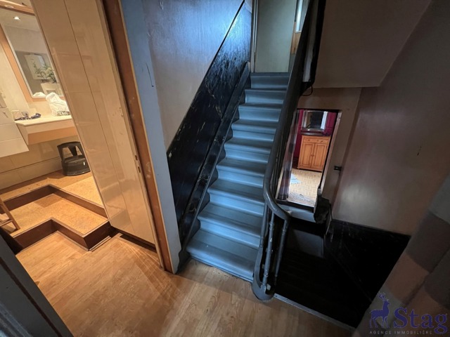 Maison de commerce de 300m² à rénover