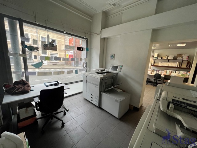 Maison de commerce de 300m² à rénover