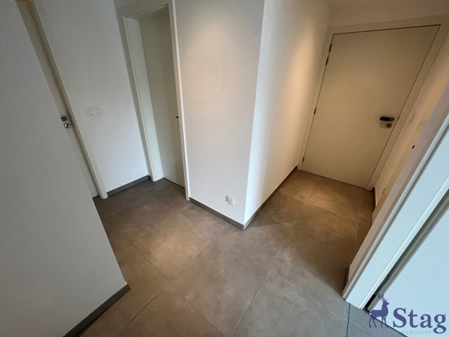 Appartement 2 chambres avec jardin, parking et cave