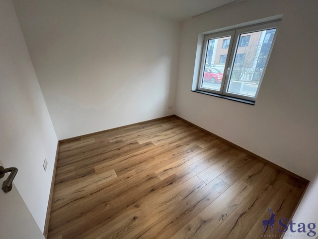 Appartement 2 chambres avec jardin, parking et cave