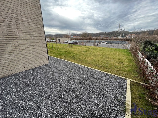 Appartement 2 chambres avec jardin, parking et cave