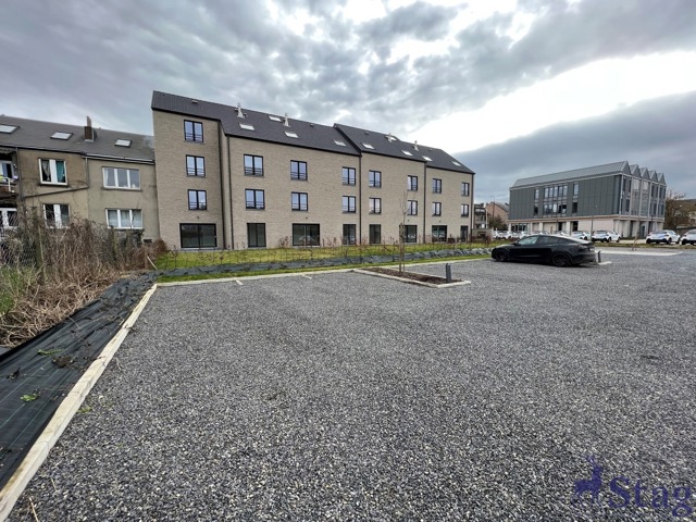 Appartement 2 chambres avec jardin, parking et cave