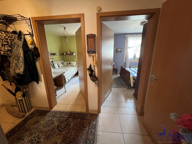 Appartement rez-de-chaussée 2 chambres, jardin et box garage