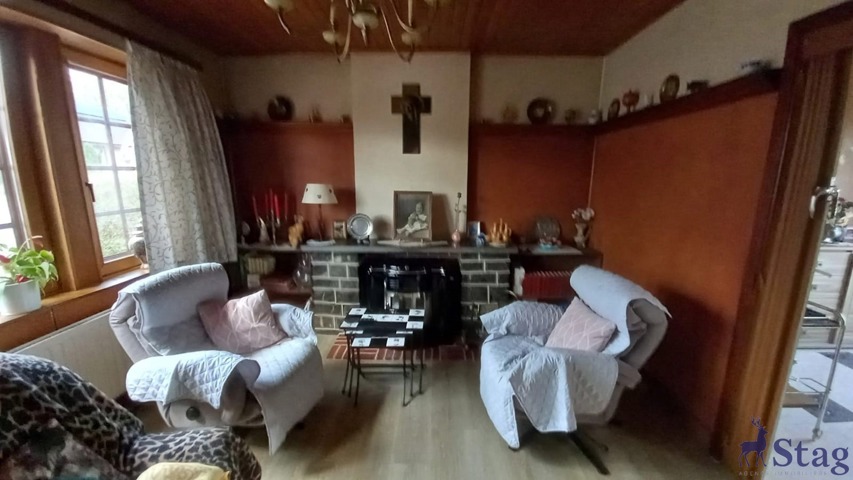 Jolie villa 2 chambres, caves et garage sur terrain de 15a