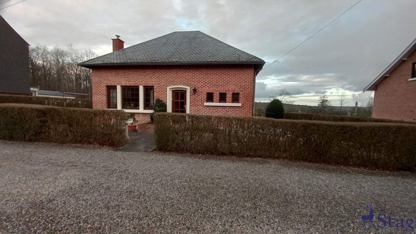 Jolie villa 2 chambres, caves et garage sur terrain de 15a