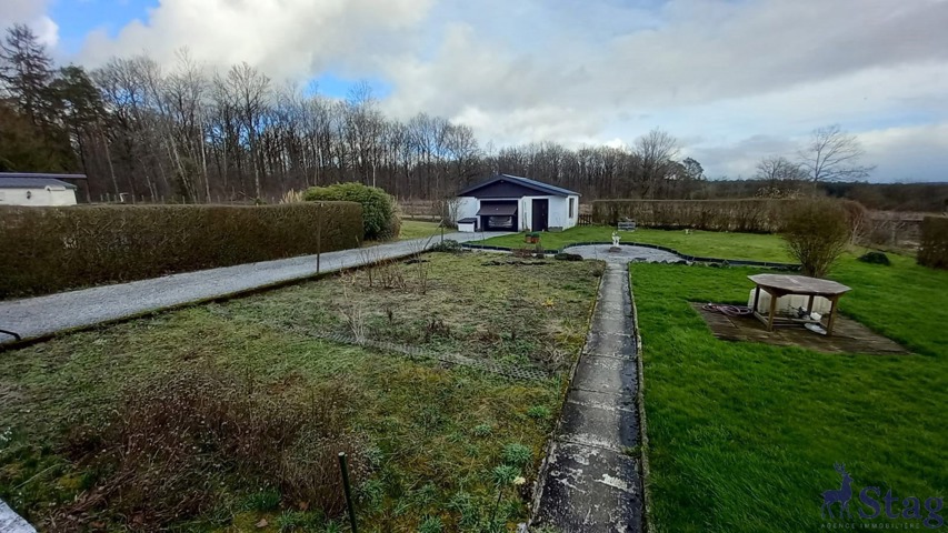 Jolie villa 2 chambres, caves et garage sur terrain de 15a