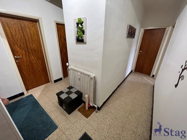 Appartement rez 2 chambres et cour à proximité de la Meuse