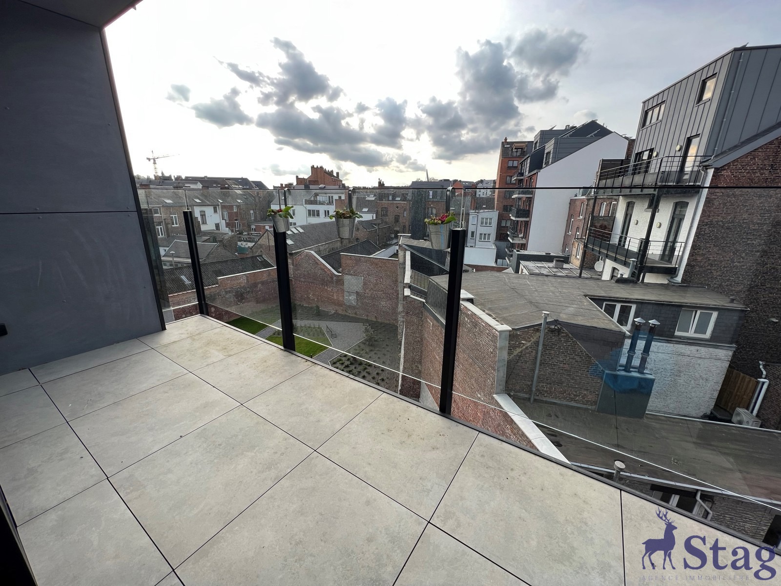 Magnifique appartement 1 chambre avec terrasse et cave