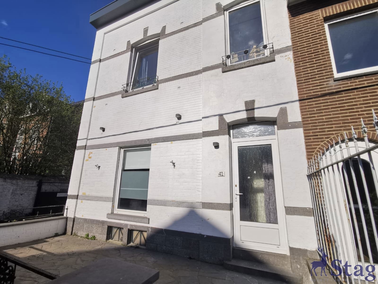 Appartement 1 chambre fraîchement rénové avec extérieur
