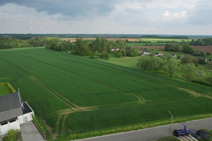 Terrain à bâtir de 5 ares 55 centiares idéalement situé