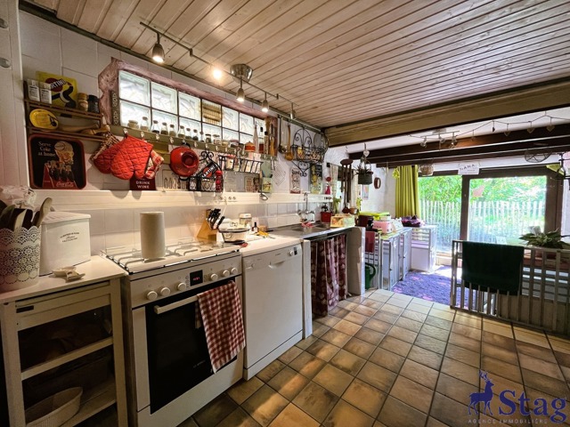 Maison de caractère sur terrain de 18ares avec 5 chambres