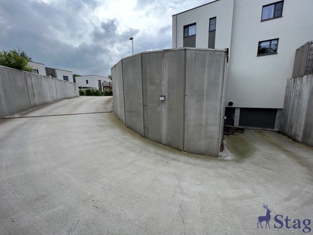Agréable appartement 2 chambres terrasse parking et cave