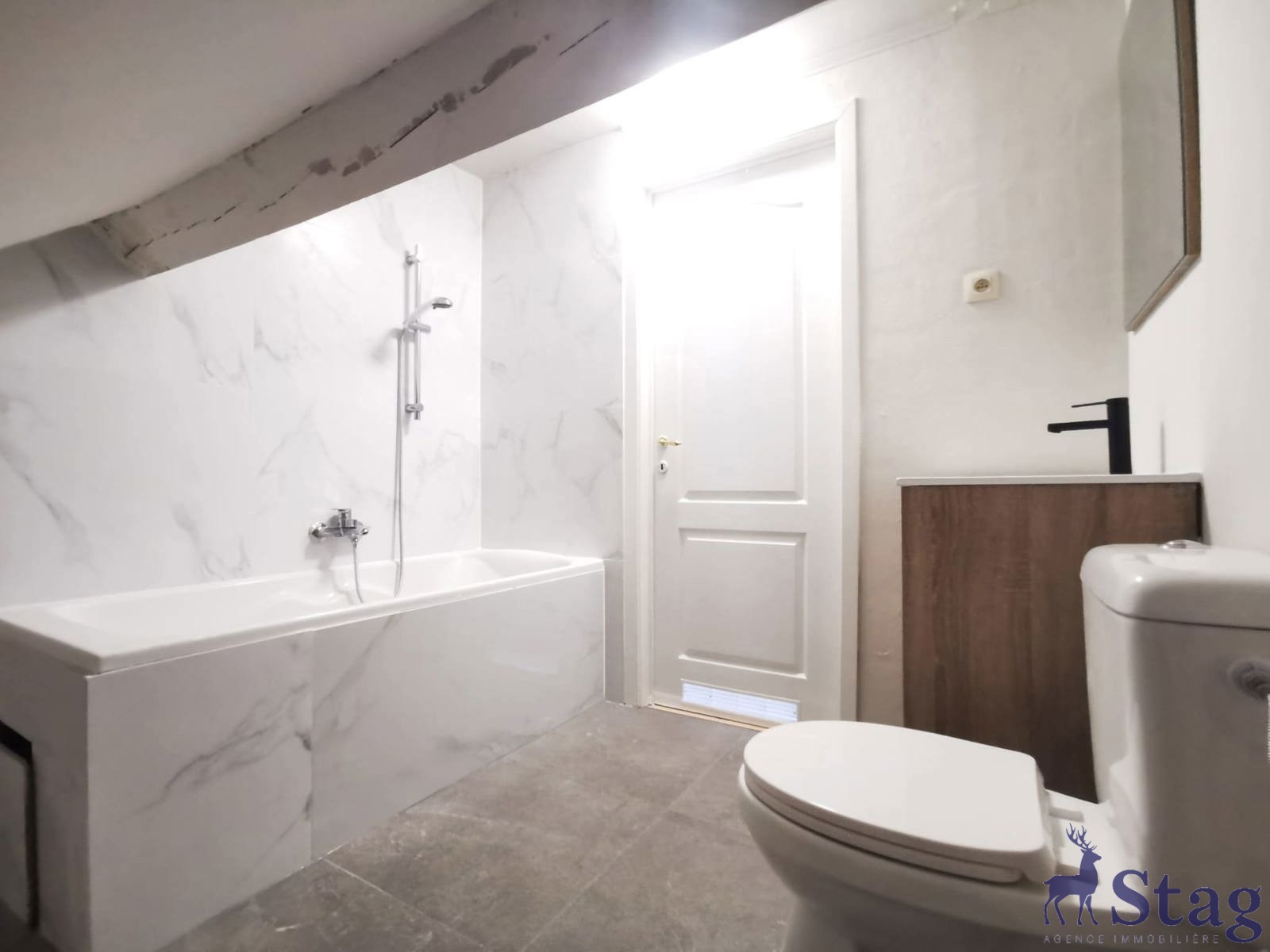 Maison avec cour extérieure idéalement située