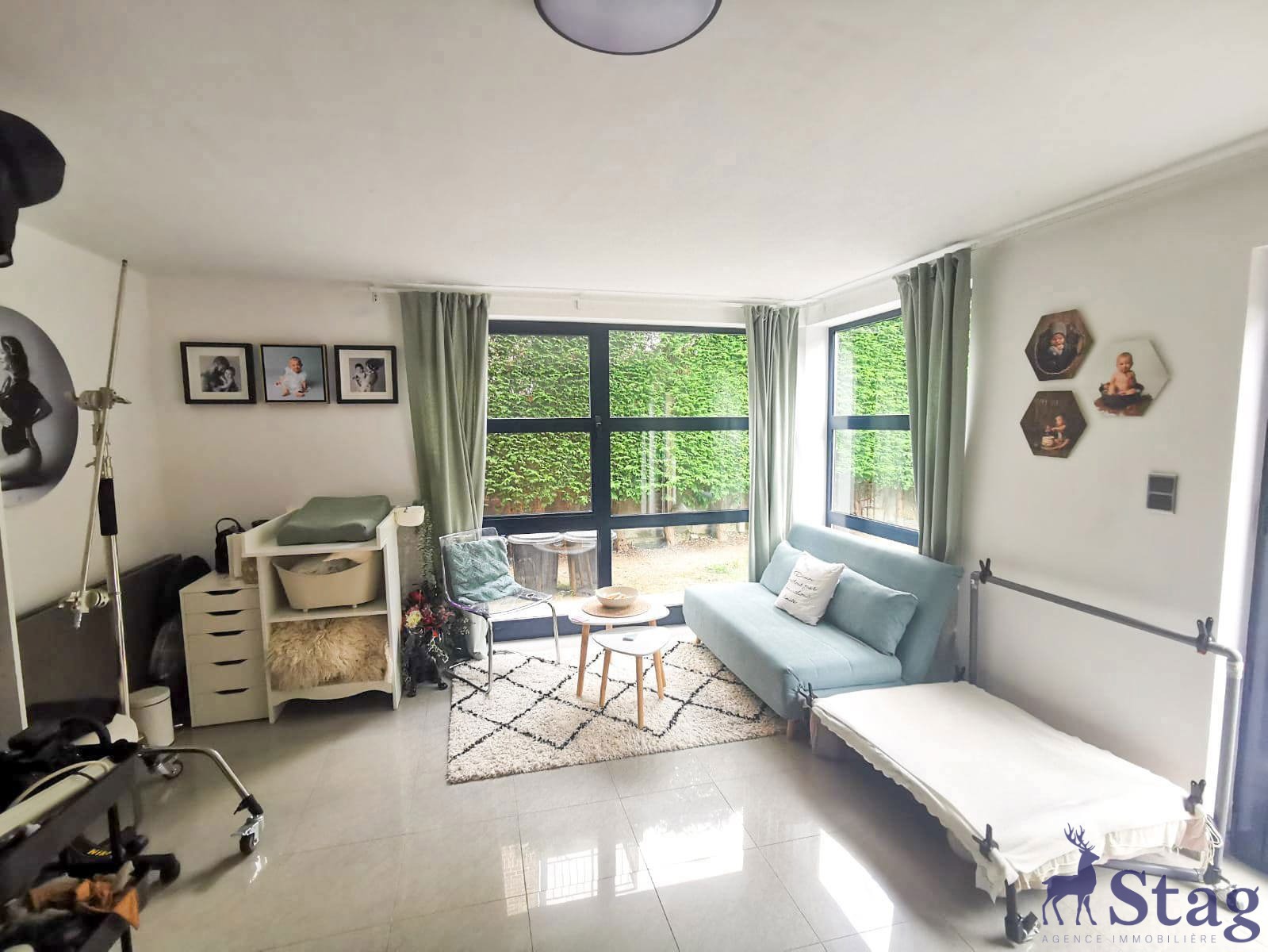 Superbe maison bel-étage avec espace professionnel