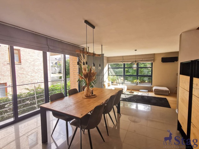 Superbe maison bel-étage avec espace professionnel