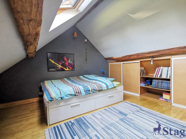 Maison 3 chambres avec beau jardin, cave et garage