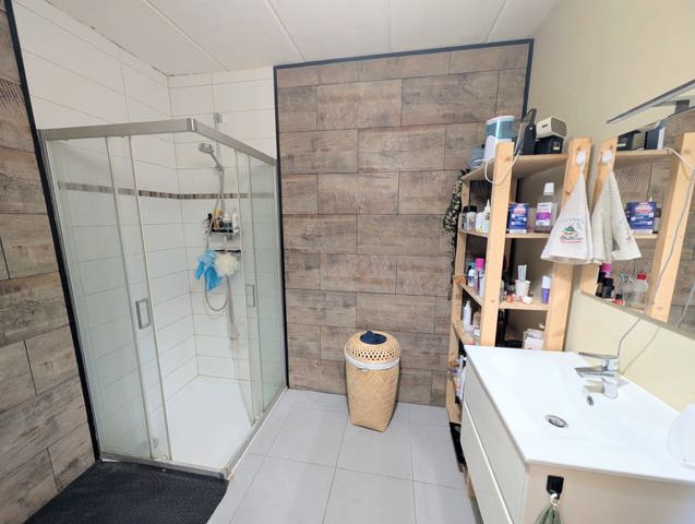 Appartement une chambre avec parking