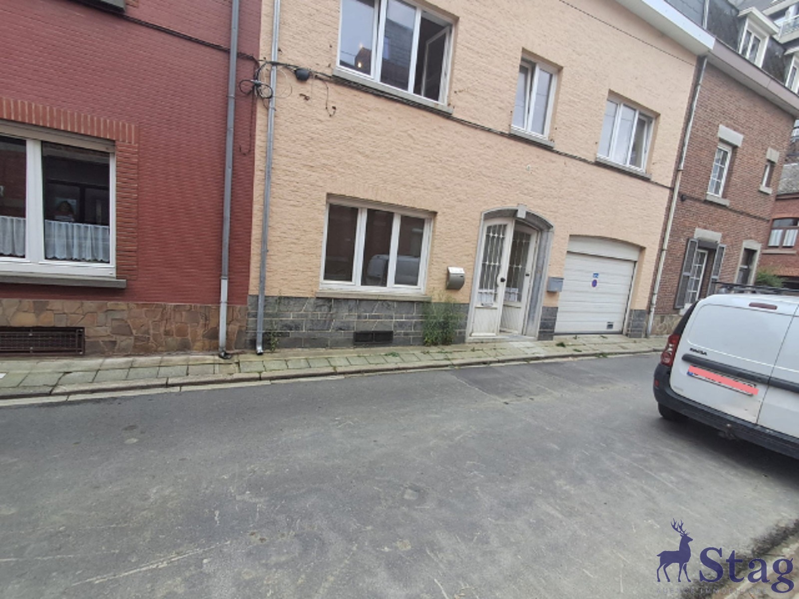 Appartement 1 chambre au rez-de-chaussée avec jardin et cave