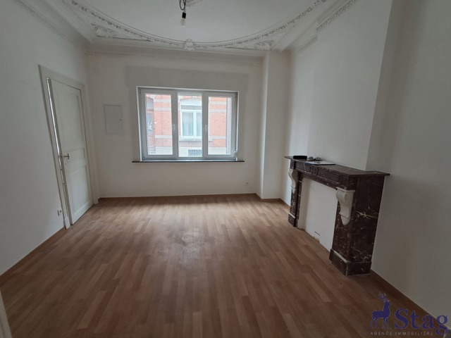 Appartement 1 chambre au rez-de-chaussée avec jardin et cave