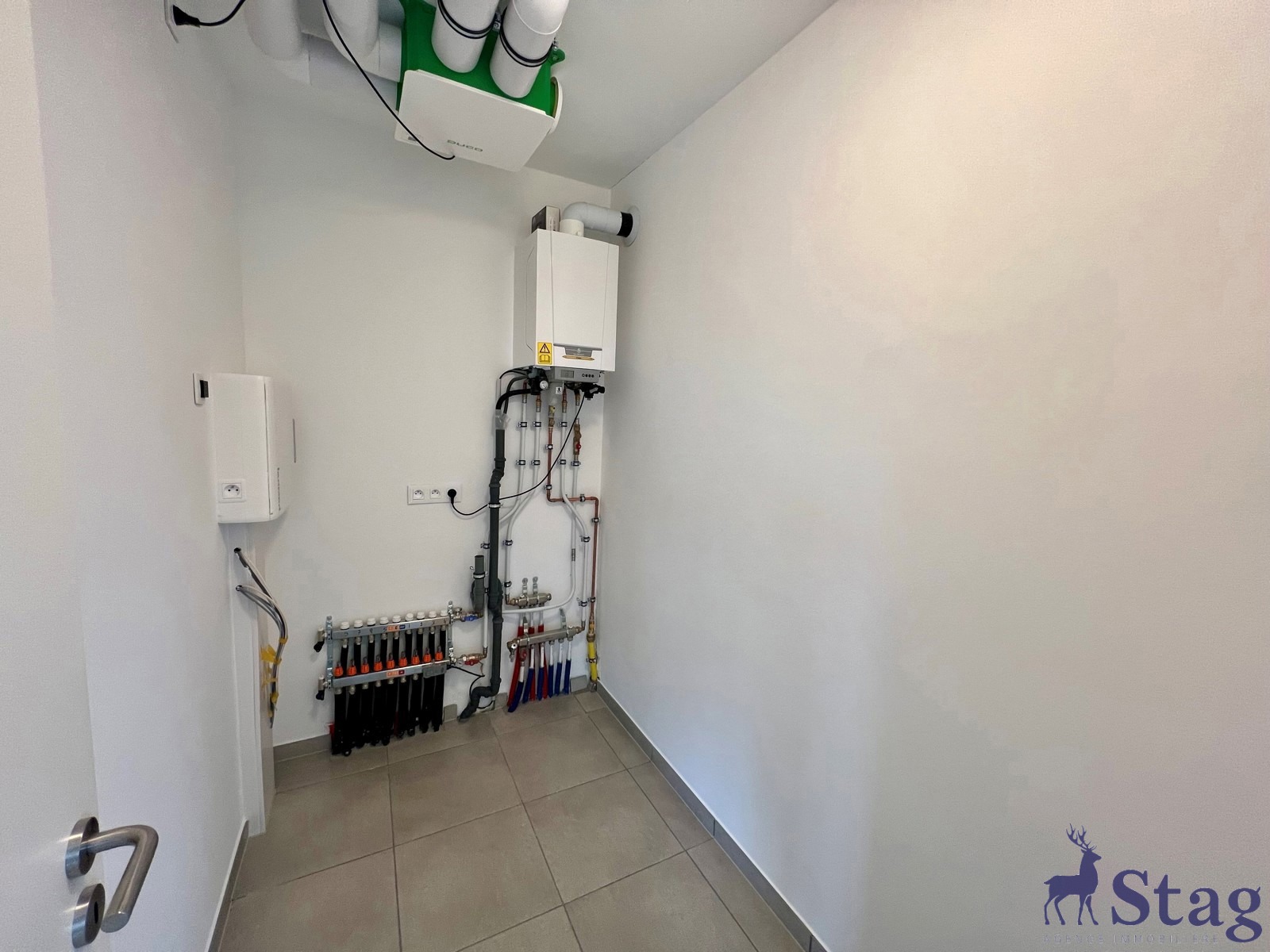 Appartement neuf 2 chambres, terrasse, parking et cave