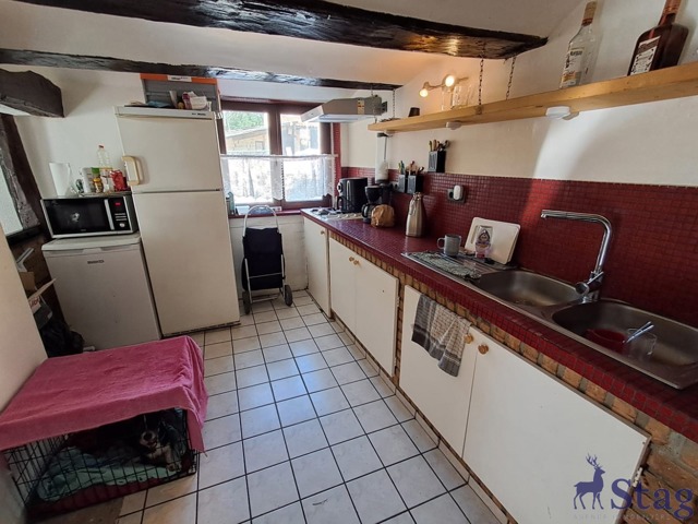 Maison 2 chambres avec cour extérieure et cave