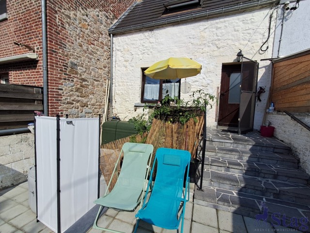 Maison 2 chambres avec cour extérieure et cave
