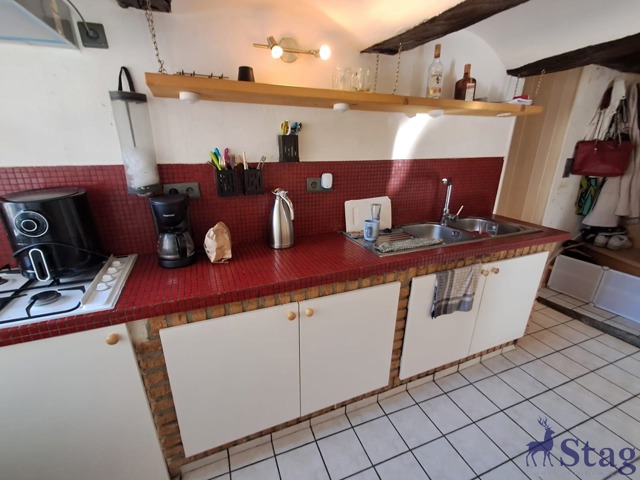 Maison 2 chambres avec cour extérieure et cave