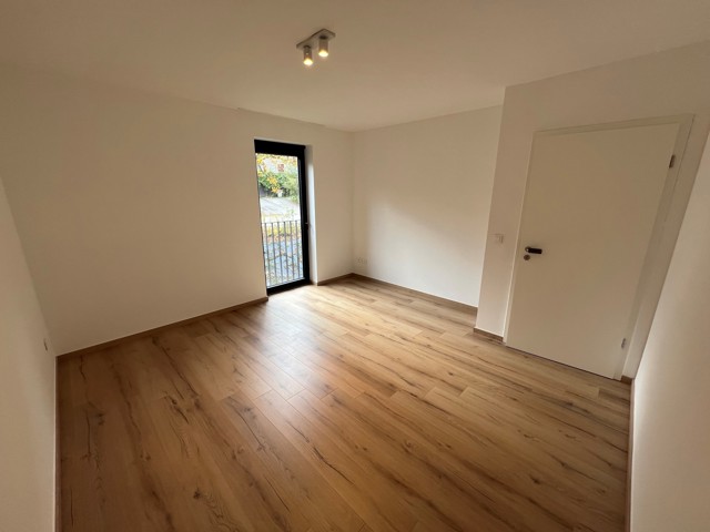 Appartement neuf 2 chambres, terrasse, parking et cave