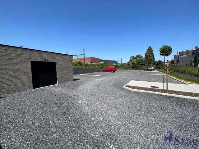 Lumineux appartement 1 chambre avec parking et cave