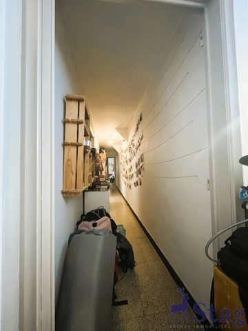 Appartement une chambre avec bureau idéalement situé