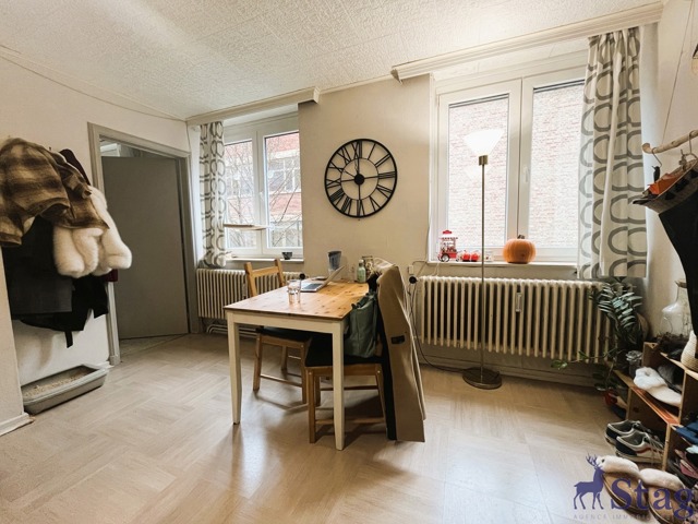Appartement une chambre avec bureau idéalement situé