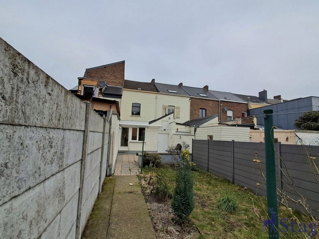 Maison 4 chambres, caves, grenier et jardin plein Sud