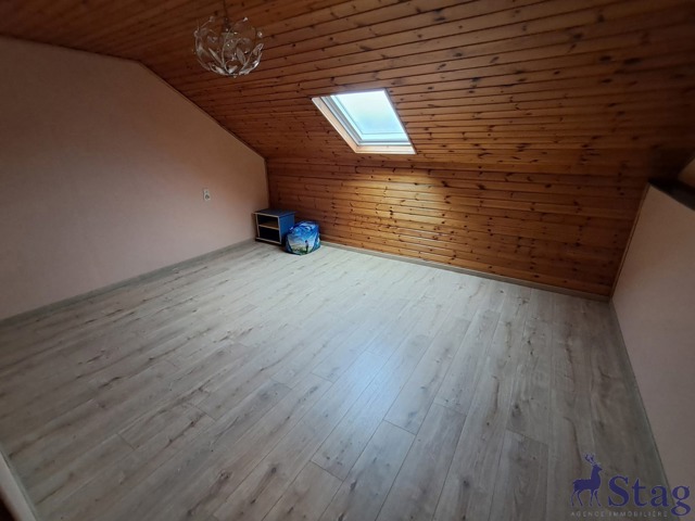 Maison 4 chambres, caves, grenier et jardin plein Sud