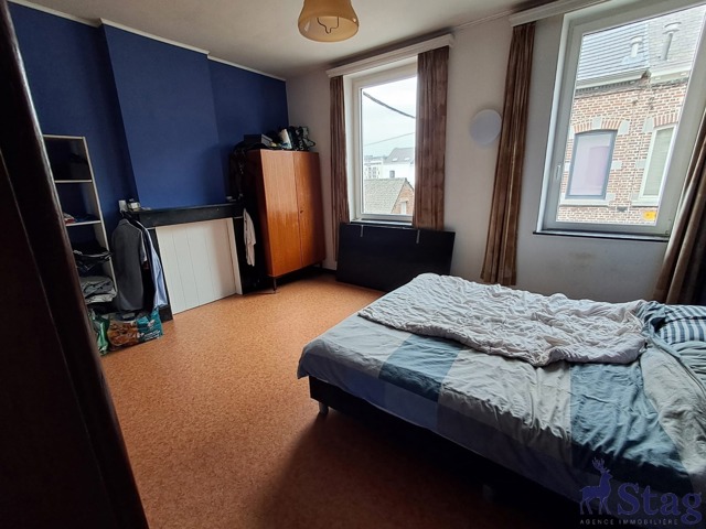 Maison 4 chambres, caves, grenier et jardin plein Sud