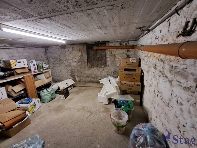 Maison 4 chambres, caves, grenier et jardin plein Sud